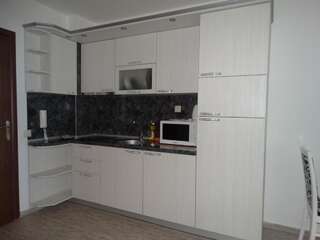 Апарт-отели Chateau del Marina Apart Complex Несебр Номер-студио с балконом и видом на море (для 2 взрослых и 1 ребенка)-21